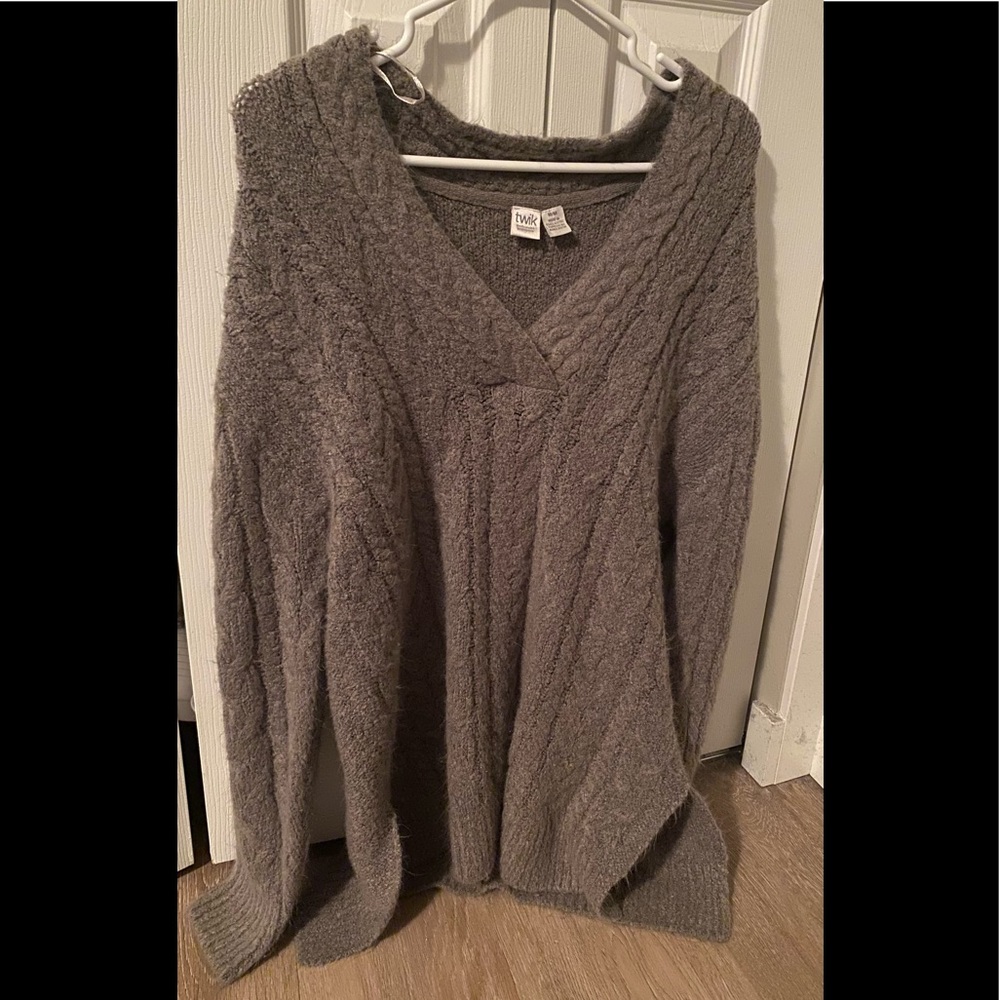 Twik Grey Cable Knit V-Neck Sweater